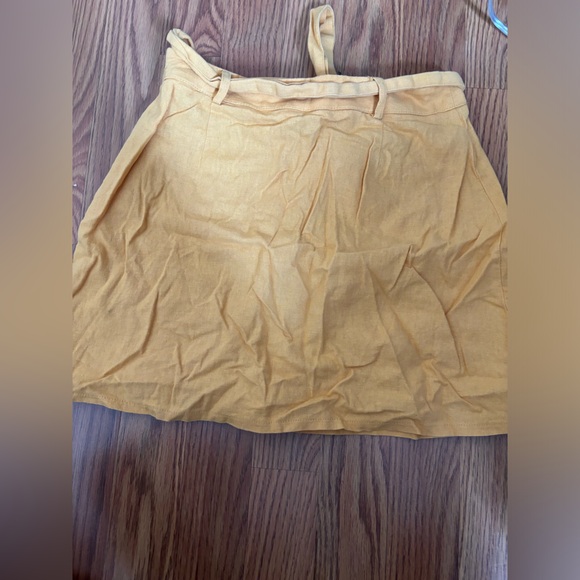 Forever 21 yellow button skirt size small tie belt - Picture 4 of 6